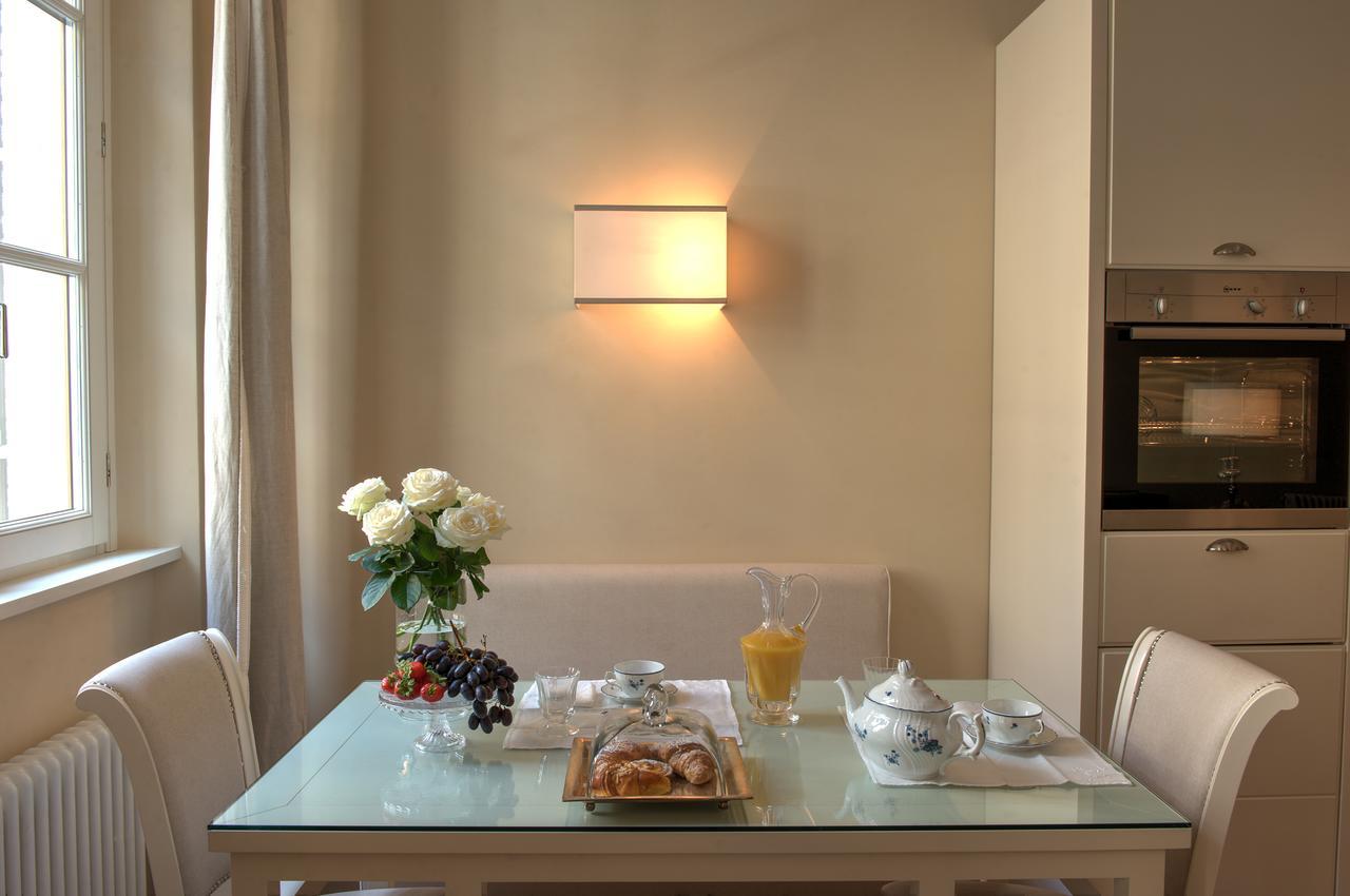 Gold Ognissanti Suite Florencia Habitación foto
